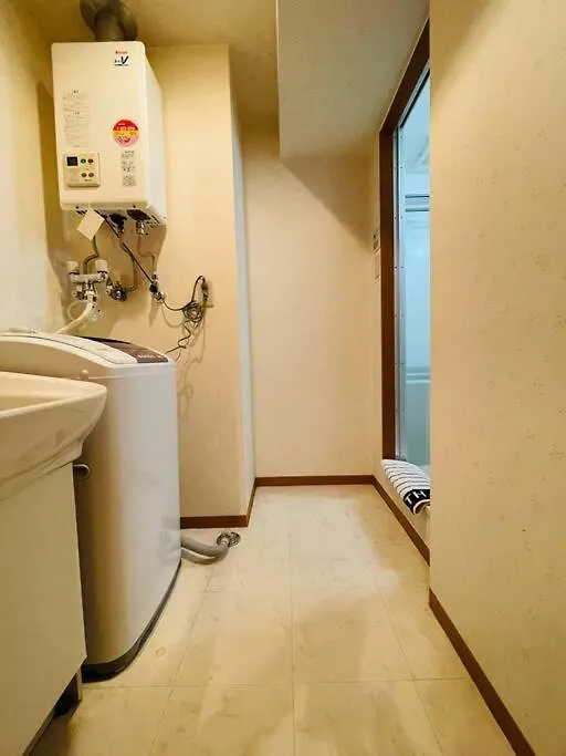 Apartment 4-5観光やビジネスにも最適 札幌市内都心 広い空間 37平米の室内を堪能 貸切